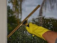 Mycie okien Tychy — profesjonalne usługi wysokościowe dla firm i instytucji